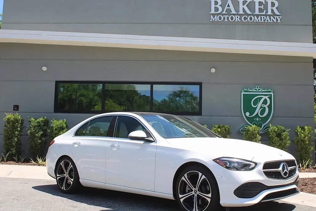 2022 Mercedes Benz C 300 Sedan photo 1