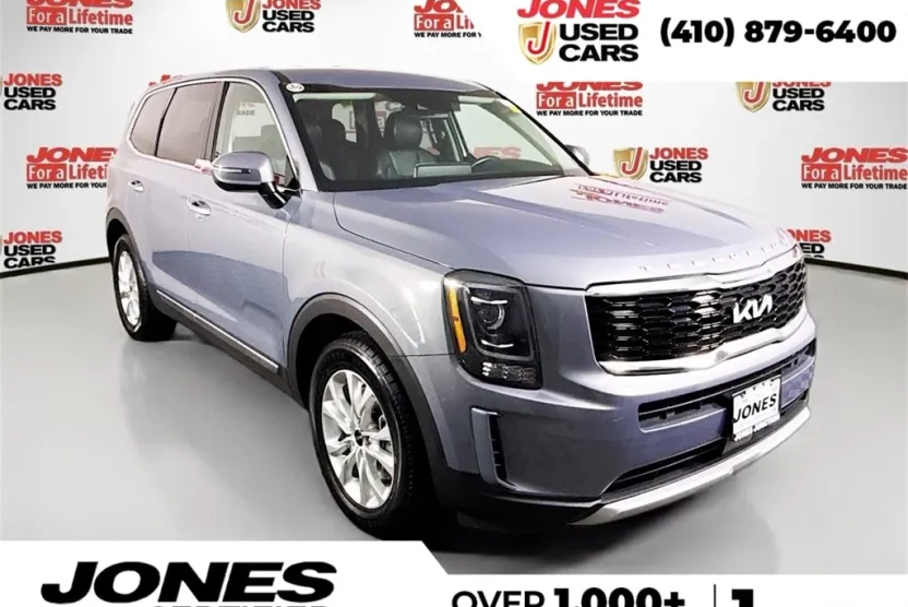 2022 Kia Telluride LX photo 1