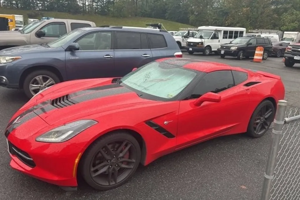 2014 Chevrolet Corvette Stingray Z51 1LT photo 1