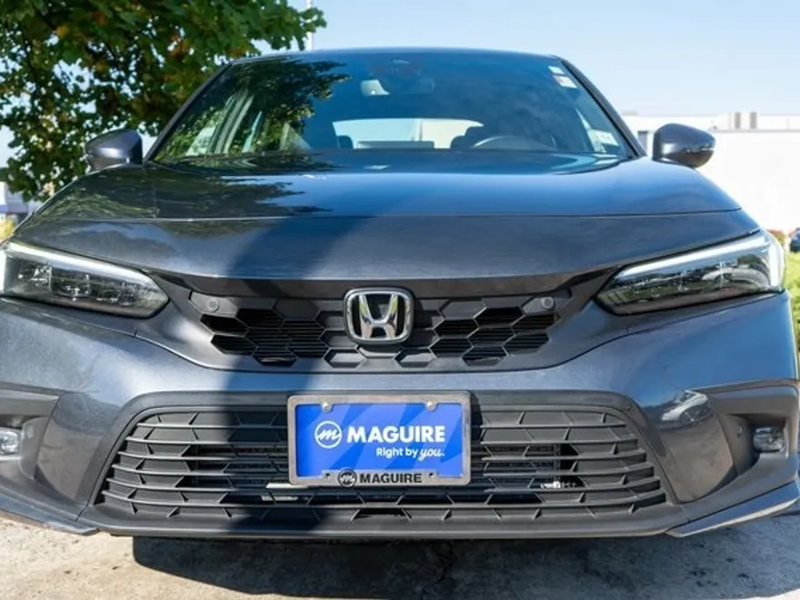 2024 Honda Civic Sport Touring Hatchback photo 1