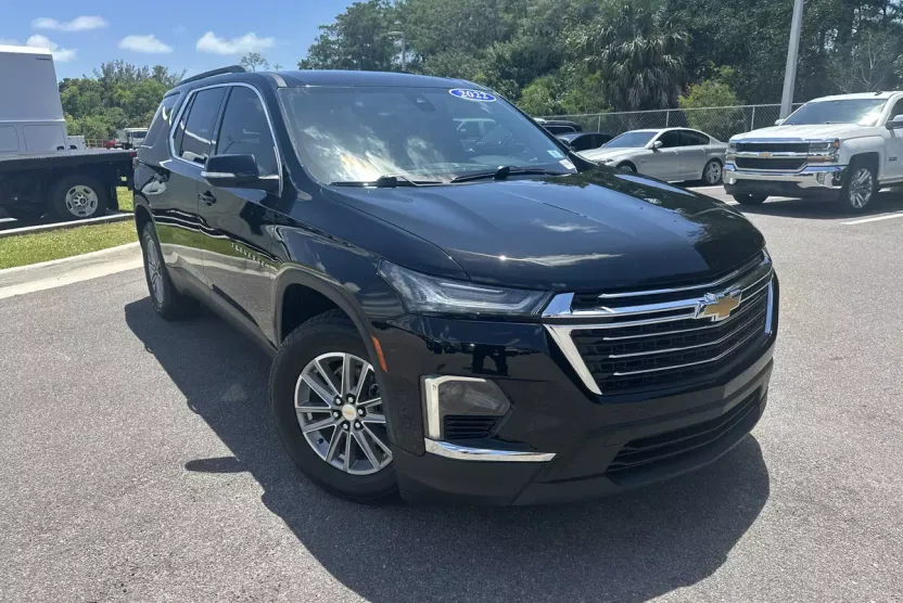 2022 Chevrolet Traverse Cloth photo 1