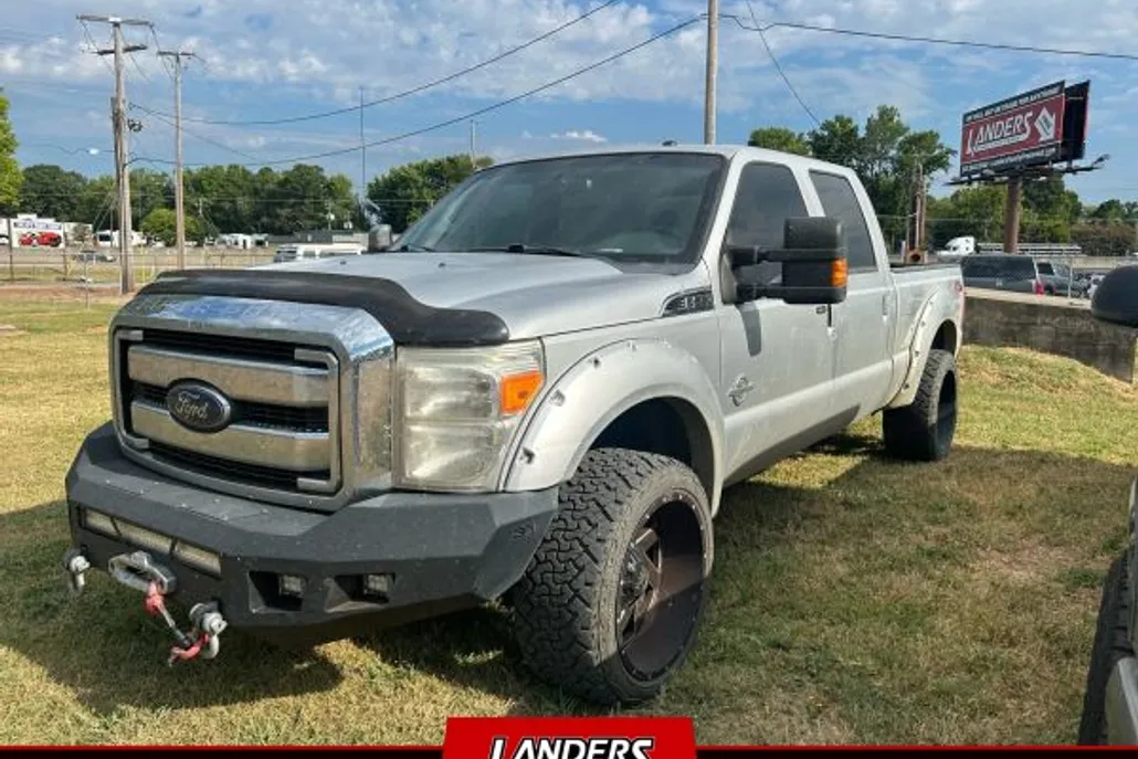 2012 Toyota Tundra CrewMax photo 1