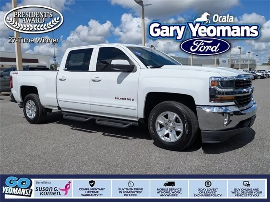 2017 Chevrolet Silverado 1500 LT photo 1