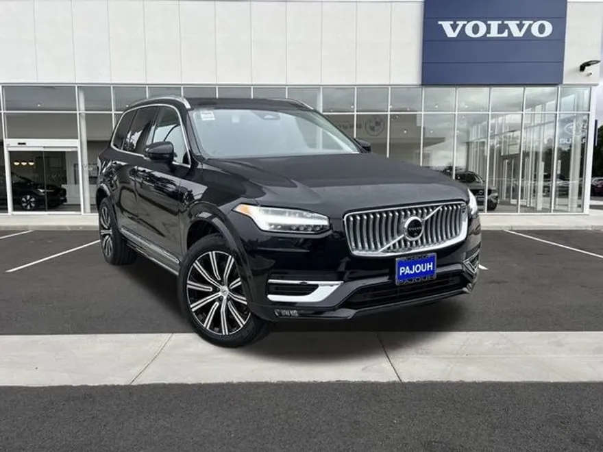 2025 Volvo XC90 Plus photo 1