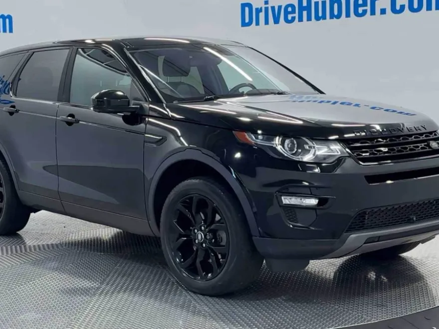 2017 Land Rover Discovery Sport HSE photo 1