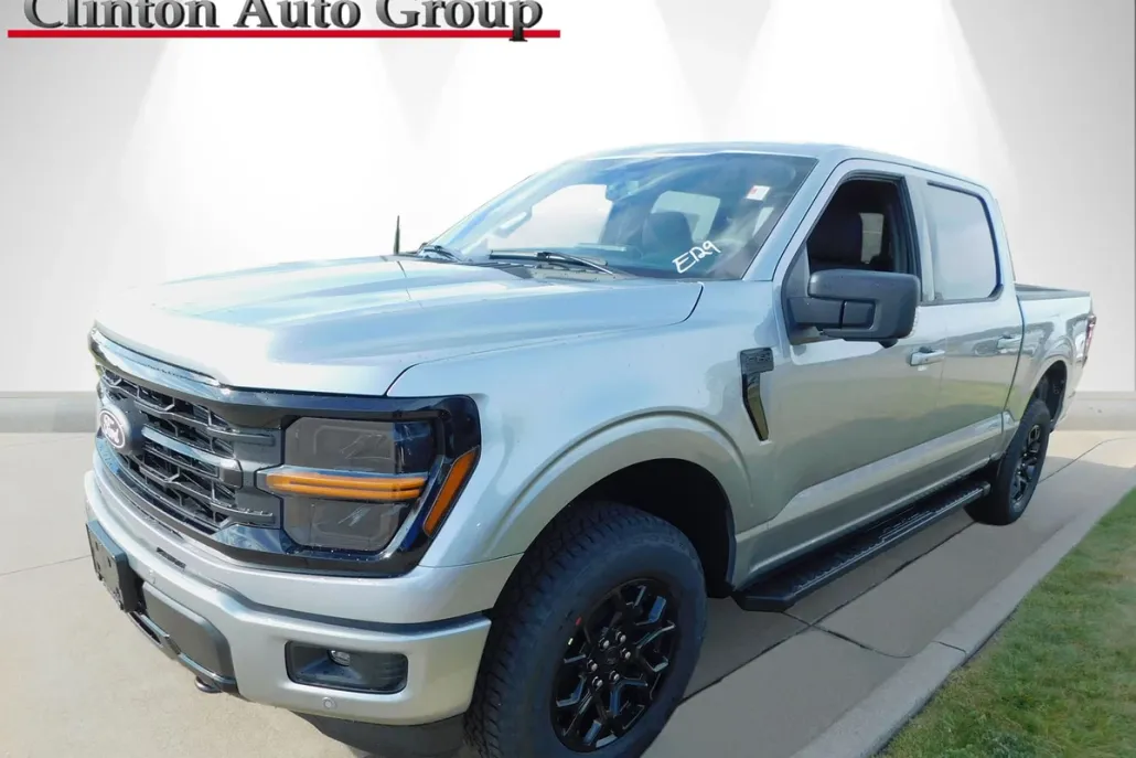 2025 Ford F-150 XLT photo 1