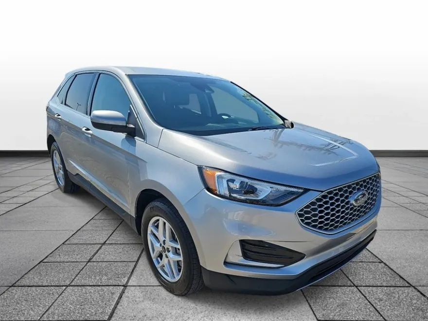 2024 Ford Edge SEL photo 1