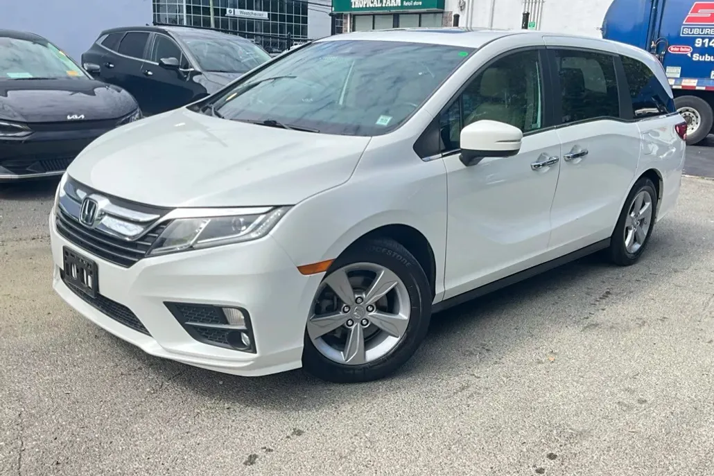2020 Honda Odyssey EX-L photo 1