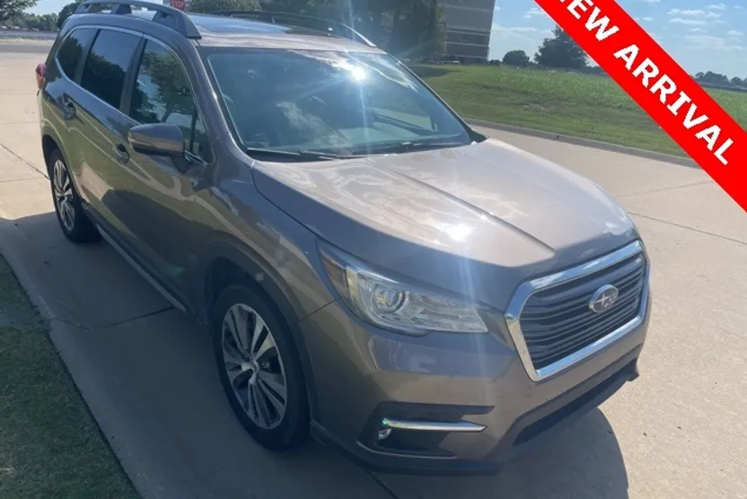 2021 Subaru Ascent Limited photo 1