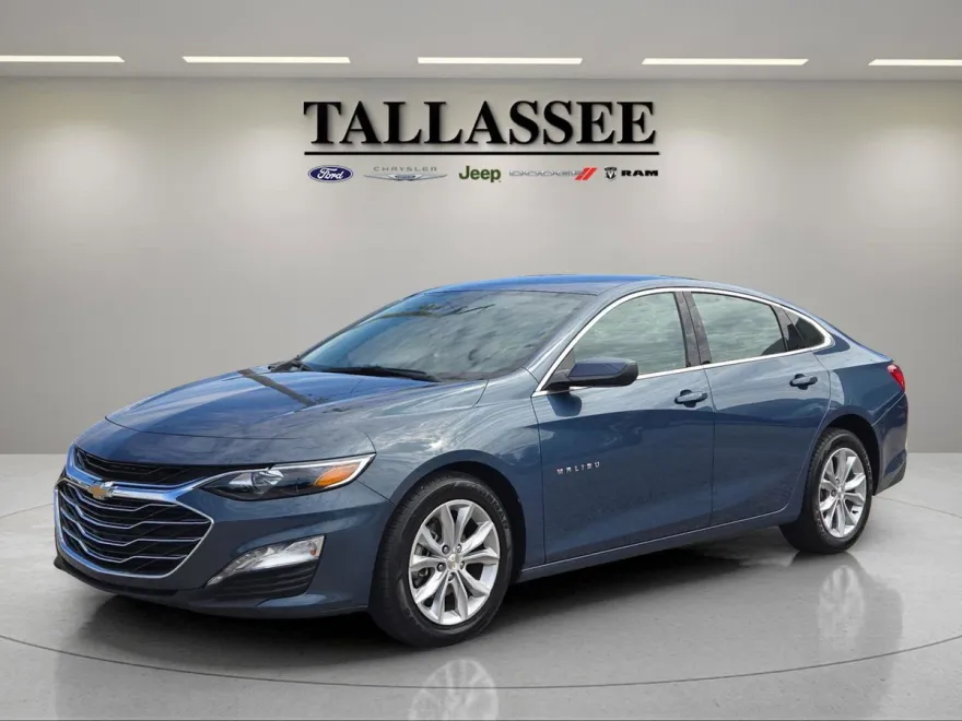 2025 Chevrolet Malibu 1LT photo 1