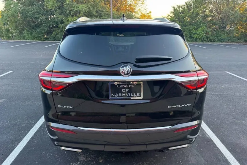 2018 Buick Enclave Avenir photo 1