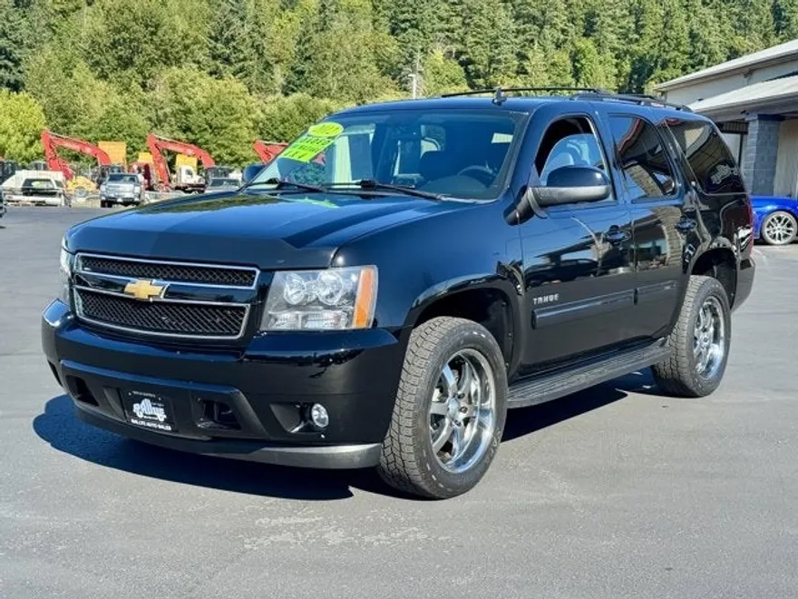 2012 Chevrolet Tahoe LT photo 1