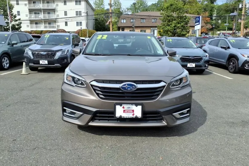 2022 Subaru Legacy Limited photo 1