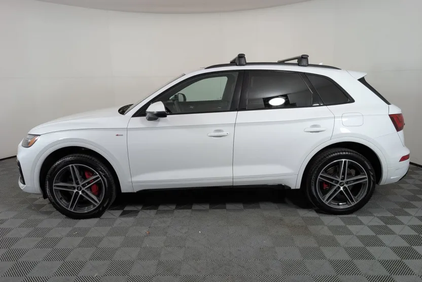 2024 Audi Q5 S line Premium Plus photo 1