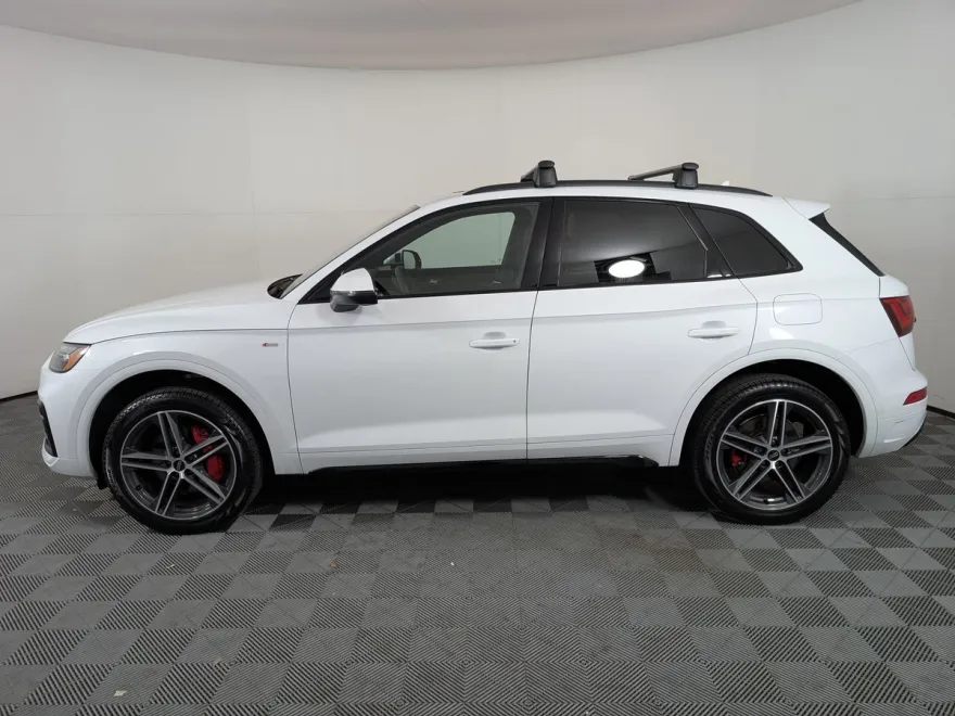 2024 Audi Q5 S line Premium Plus photo 1