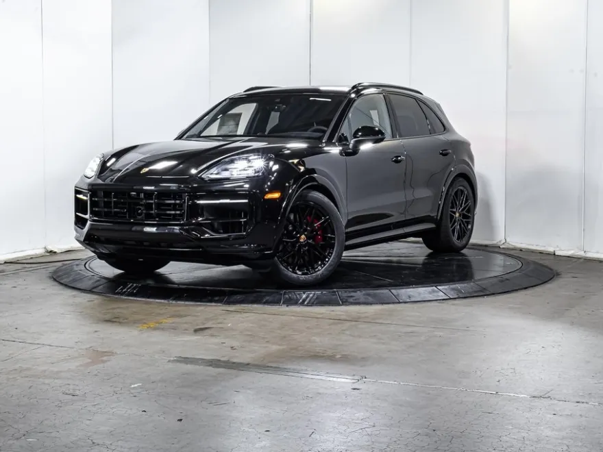 2025 Porsche Cayenne S photo 1