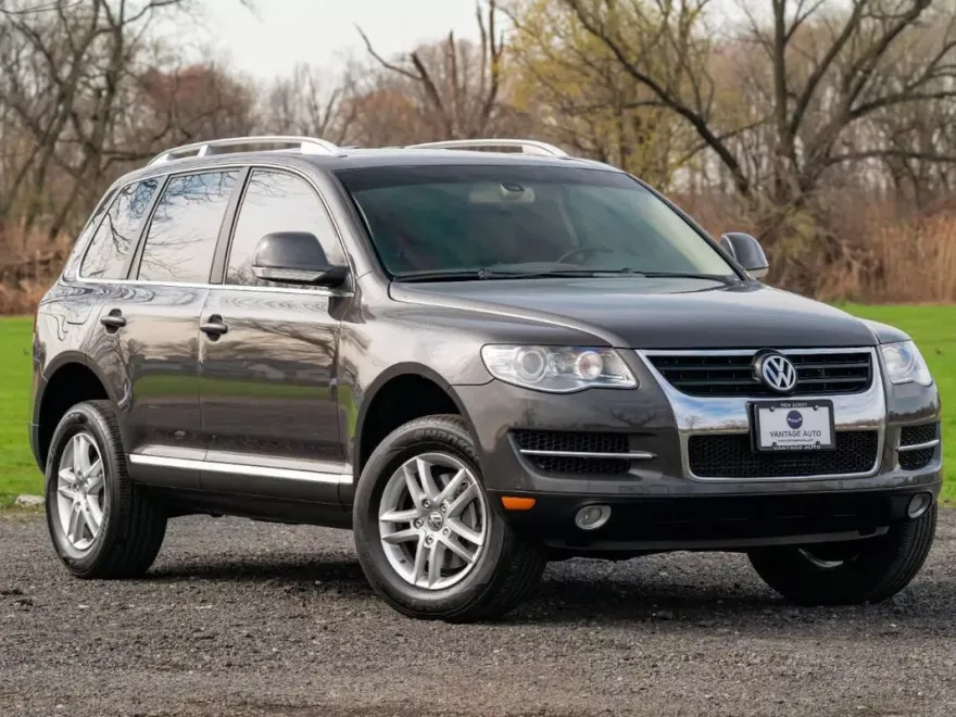 2008 Volkswagen Touareg 2 VR6 FSI photo 1
