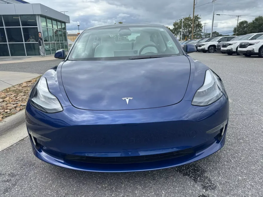 2023 Tesla Model 3 Performance photo 1