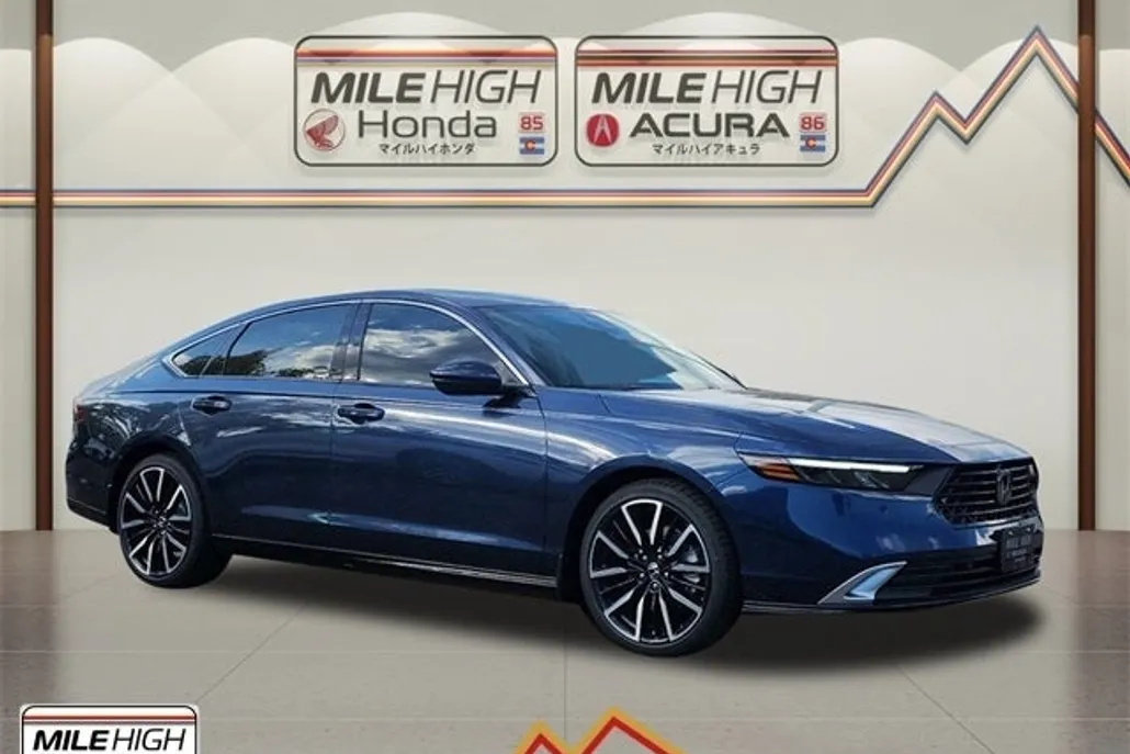 2025 Honda Accord Hybrid Touring photo 1