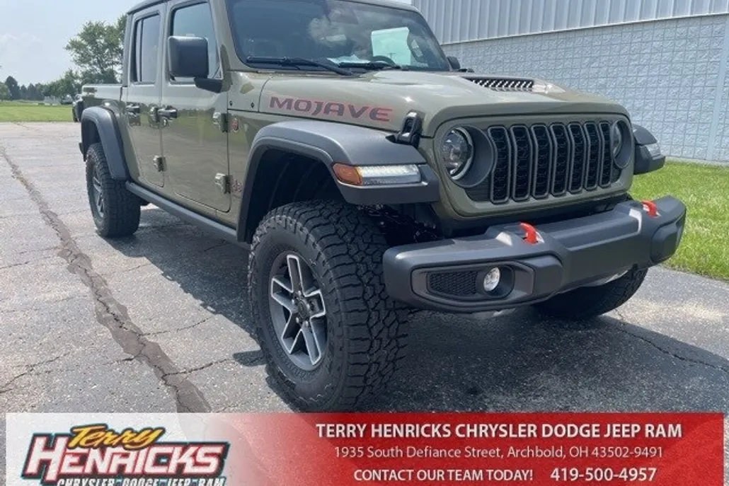 2025 Jeep Gladiator Mojave photo 1