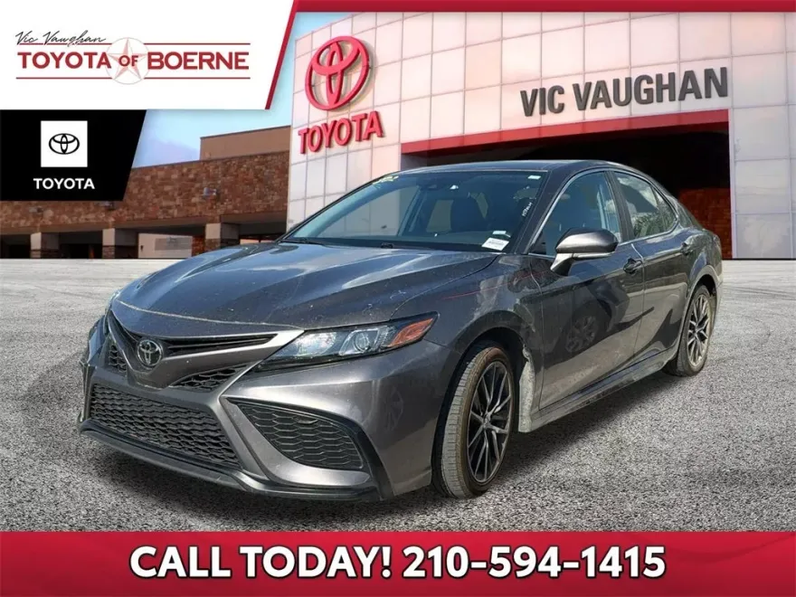 2024 Toyota Camry SE photo 1