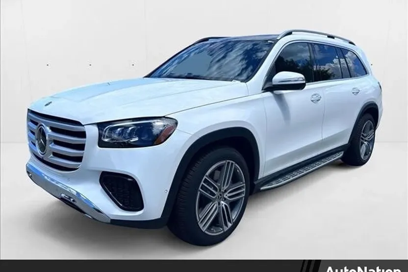 2025 Mercedes Benz GLS 450 4MATIC photo 1