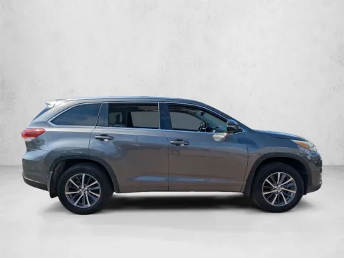 2018 Toyota Highlander XLE photo 4