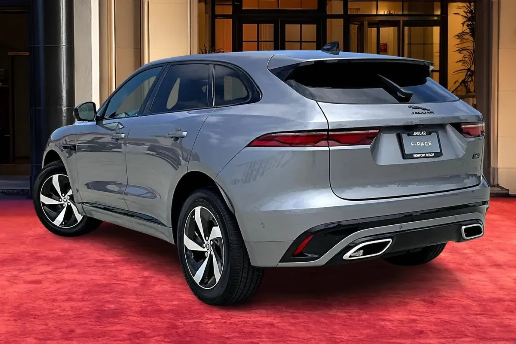 2026 Jaguar F-PACE P400 R-Dynamic S photo 1