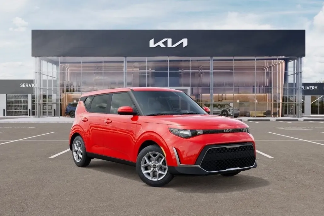2025 Kia Soul S photo 1