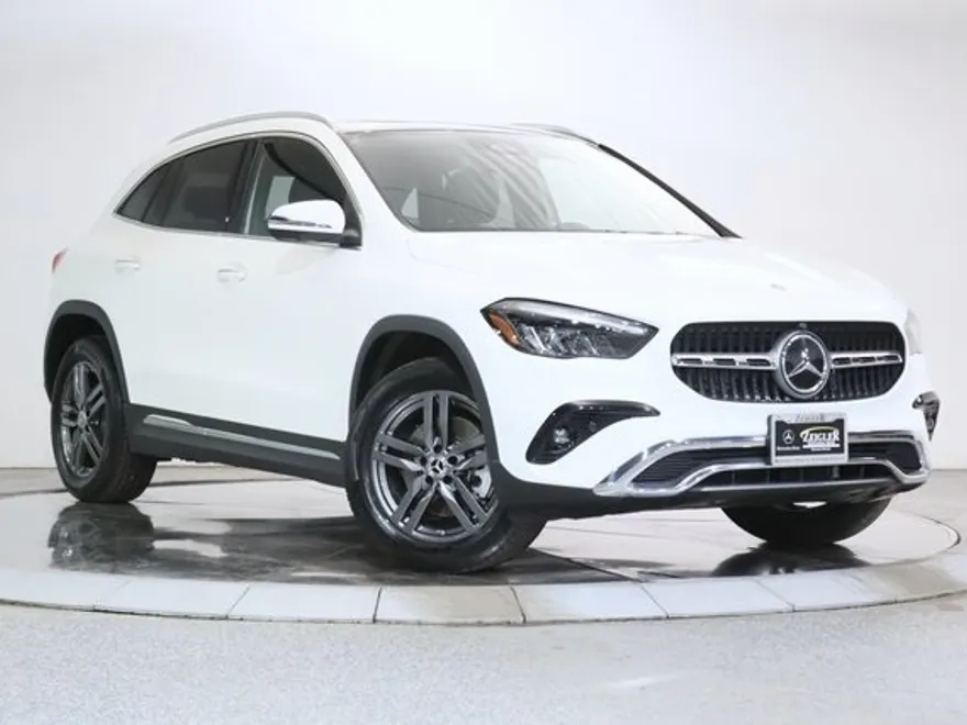 2025 Mercedes Benz GLA 250 4MATIC photo 1