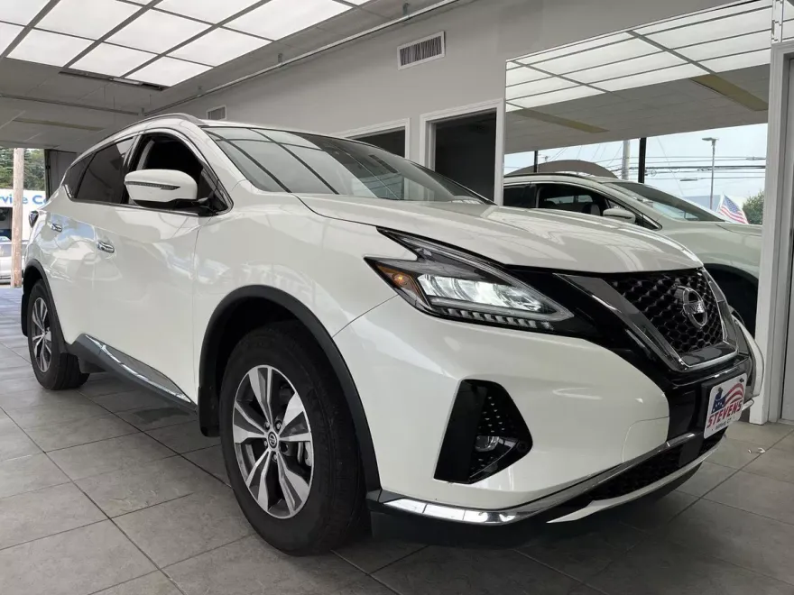 2022 Nissan Murano SV photo 1