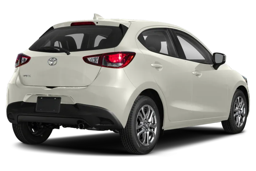 2020 Toyota Yaris LE photo 1