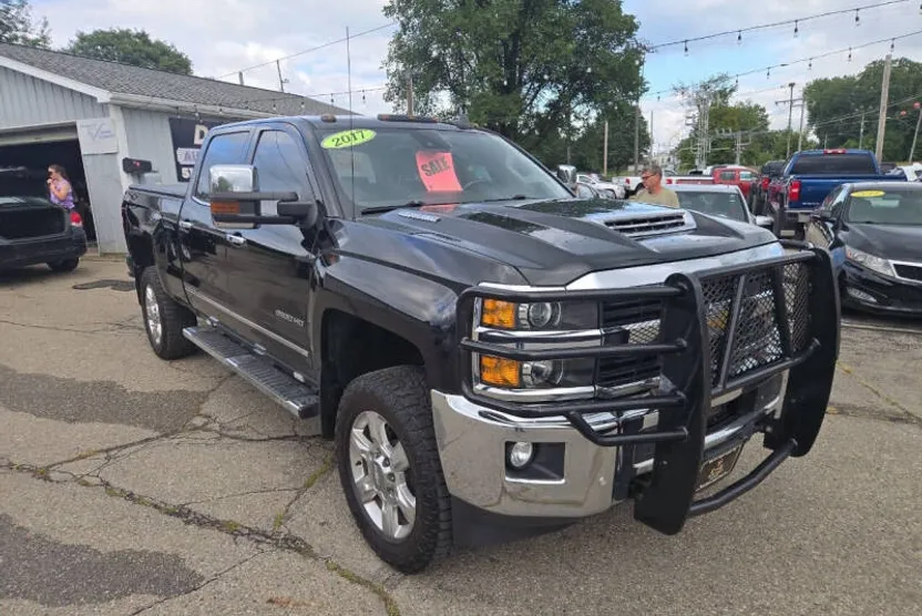 2017 Chevrolet Silverado 2500HD LTZ photo 1