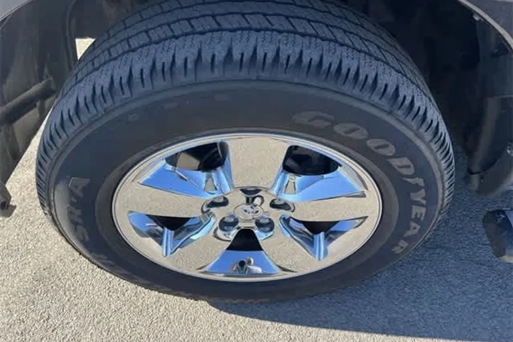 2019 Ram 1500 Classic Express photo 1