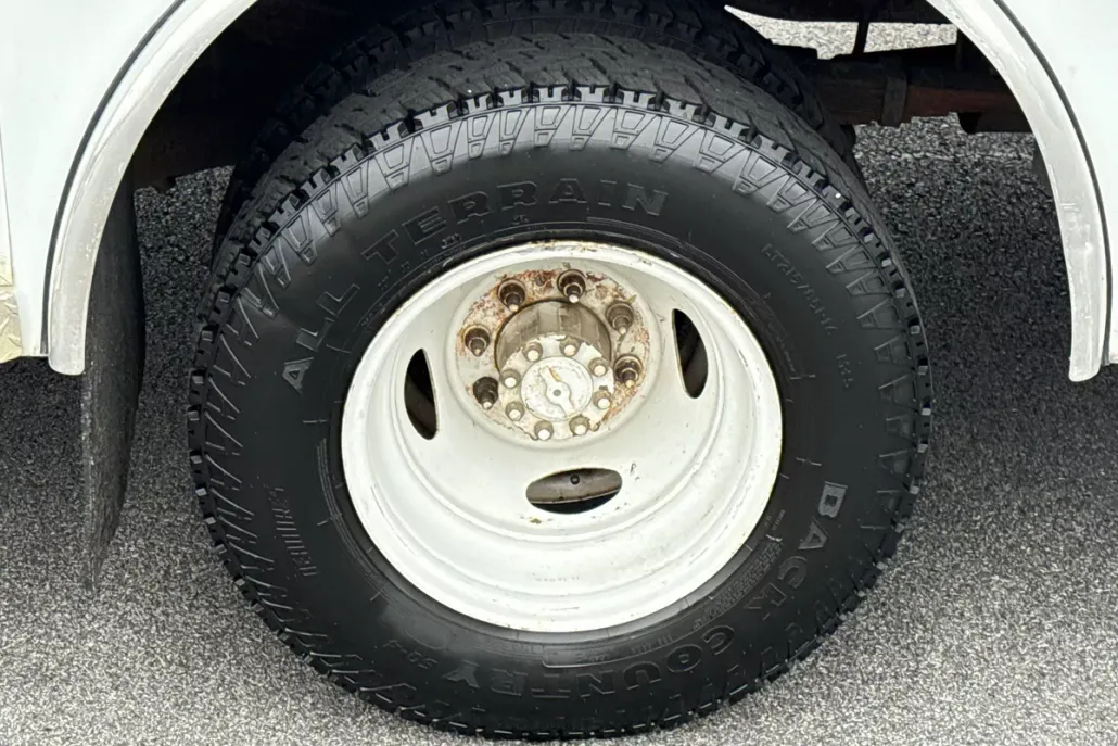 2003 Ford F-350 XL photo 1