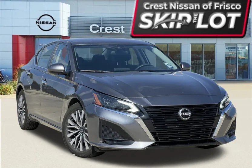 2023 Nissan Altima SV photo 1