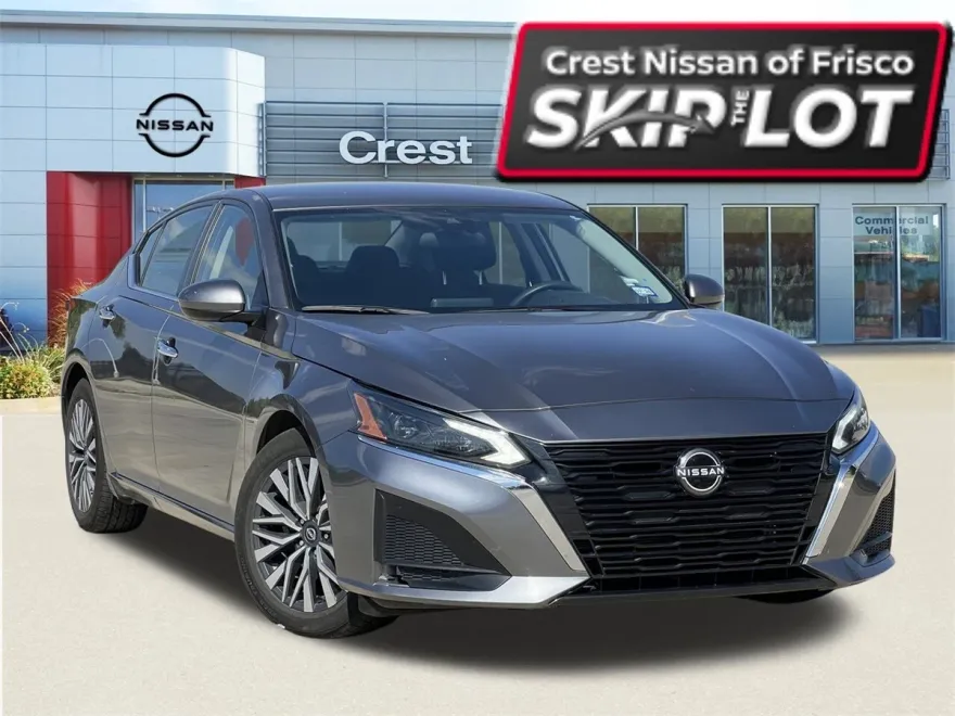 2023 Nissan Altima SV photo 1