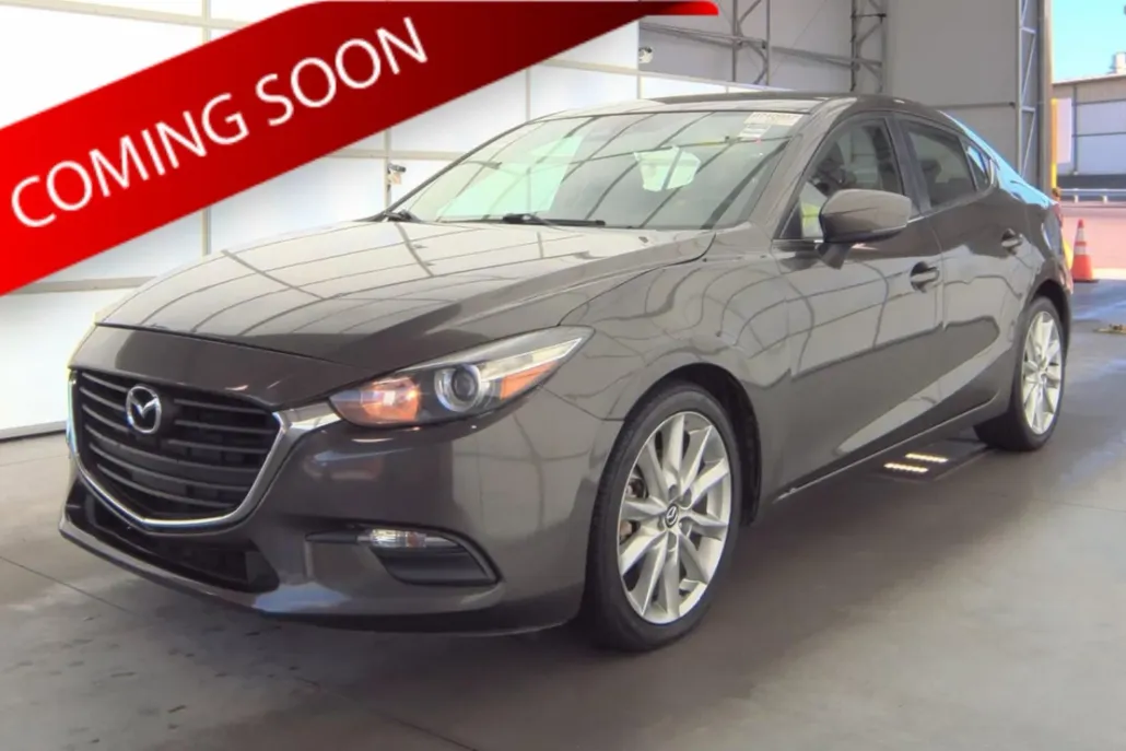 2017 Mazda Mazda3 Touring photo 1