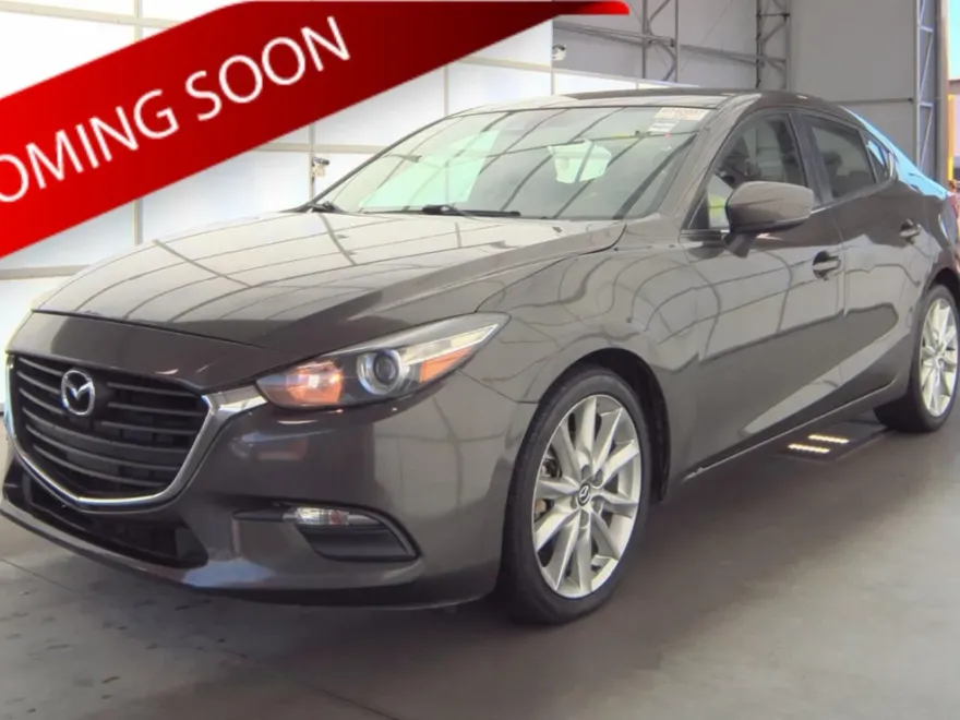 2017 Mazda Mazda3 Touring photo 1