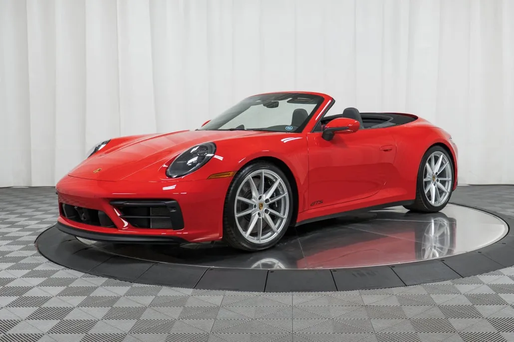2024 Porsche 911 GTS Cabriolet photo 1