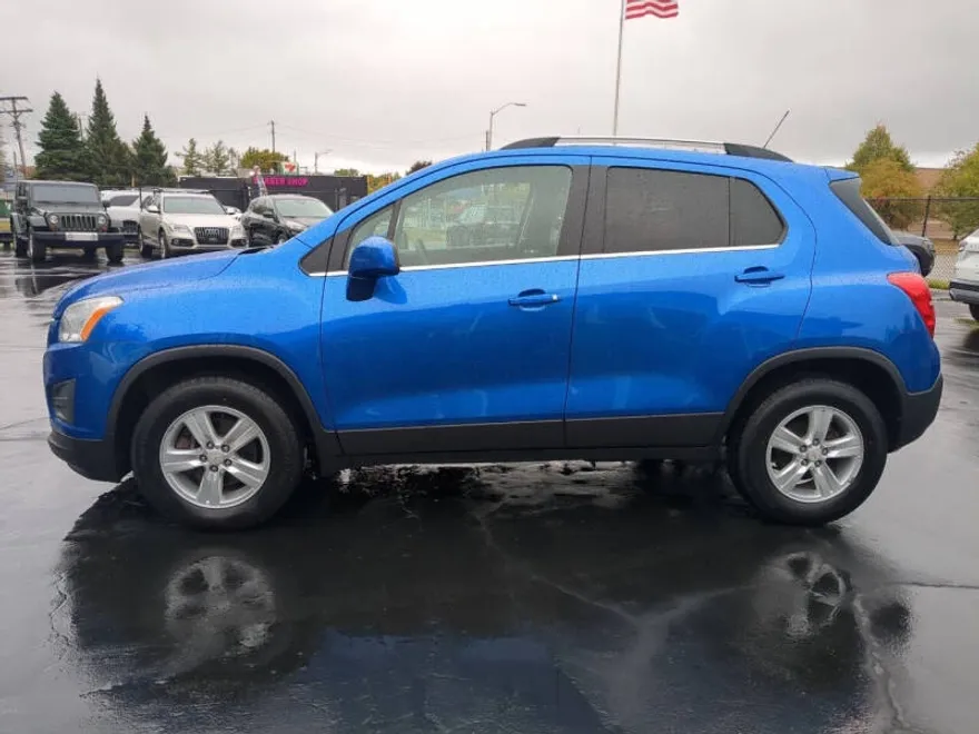 2016 Chevrolet Trax LT photo 1