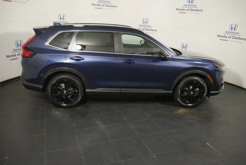 2026 Honda CR-V Sport Touring Hybrid photo 1