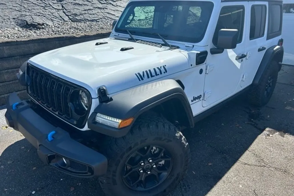 2024 Jeep Wrangler Willys 4xe photo 1