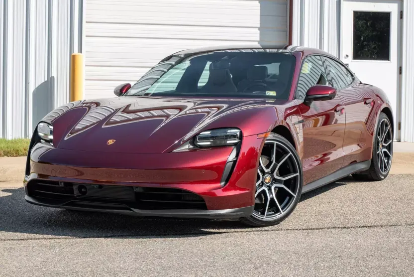 2022 Porsche Taycan 4S photo 1