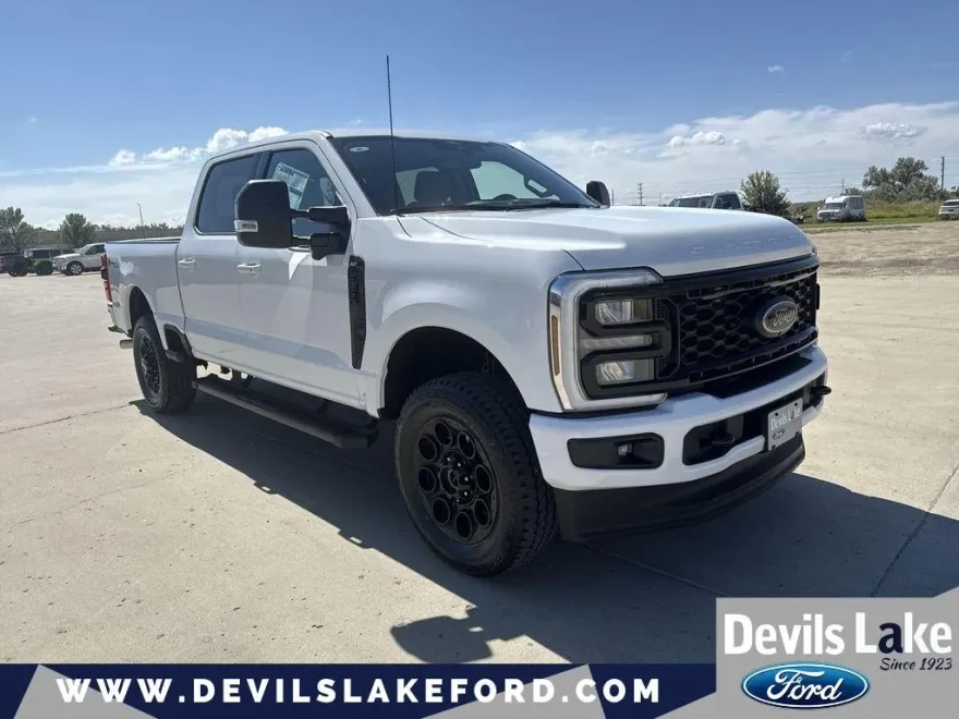 2026 Ford F-350 XLT photo 1