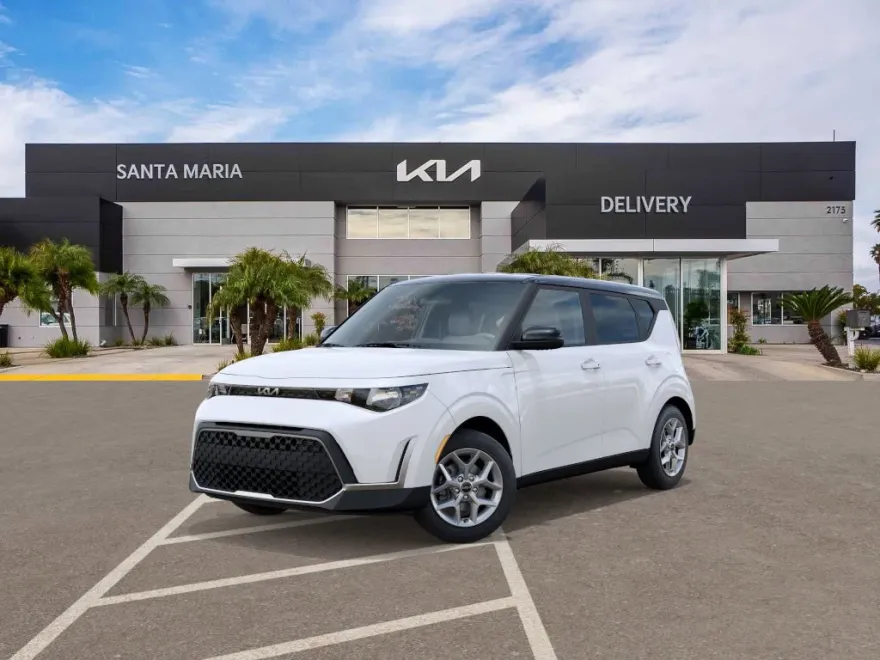 2025 Kia Soul S photo 1