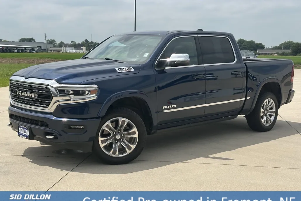 2023 Ram 1500 Limited photo 1