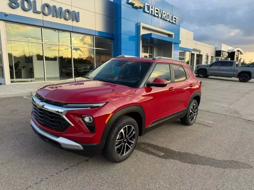 2026 Chevrolet Trailblazer LT photo 1