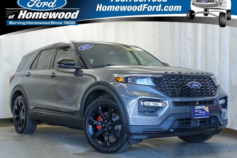 2022 Ford Explorer ST photo 1