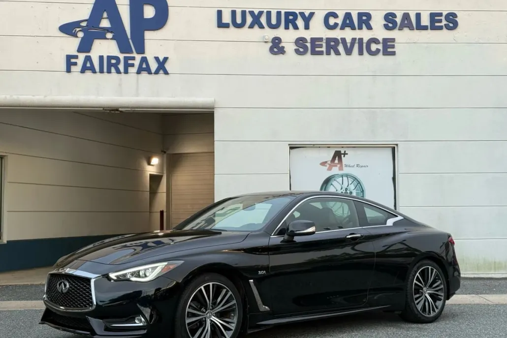 2018 Infiniti Q60 3.0t Luxe Coupe photo 1